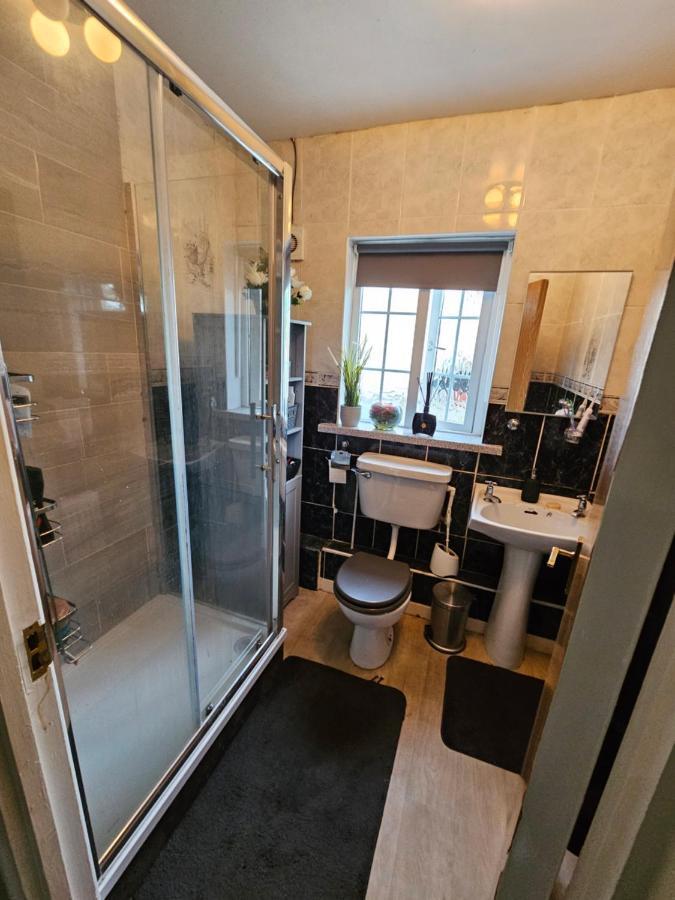 Private Room In Dublin Exterior photo